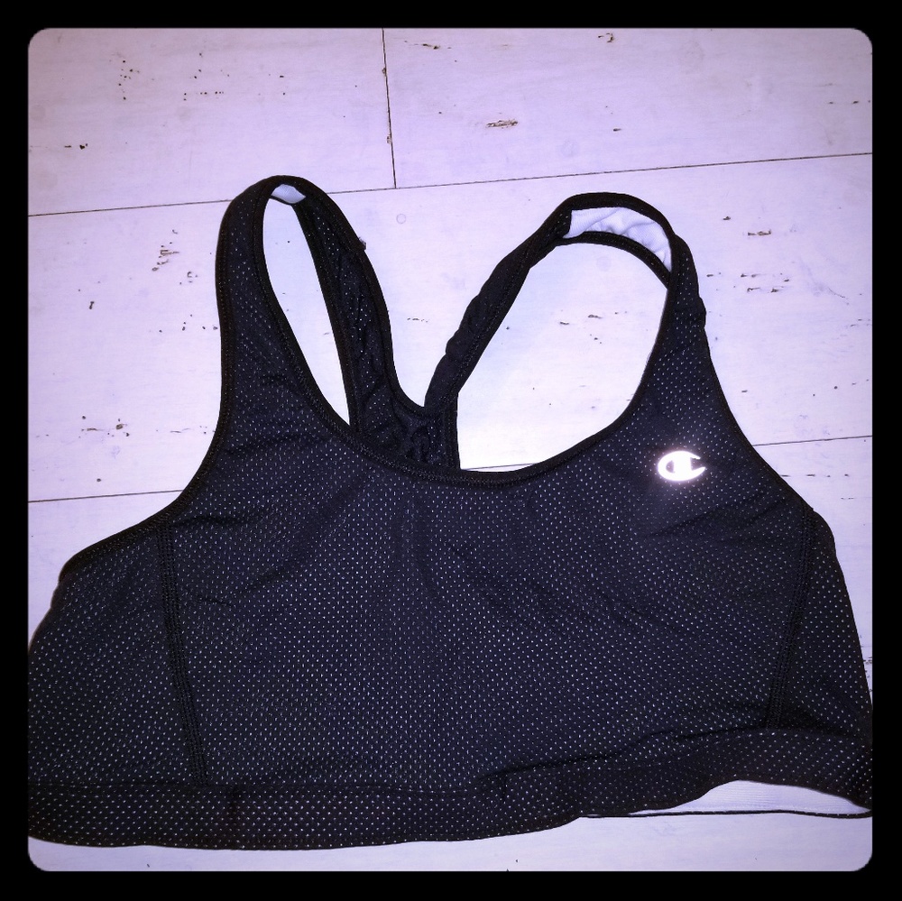 NWOT Reversible Champion Sports Bra (Size Medium)